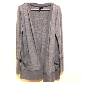 Blue long sweater with pockets